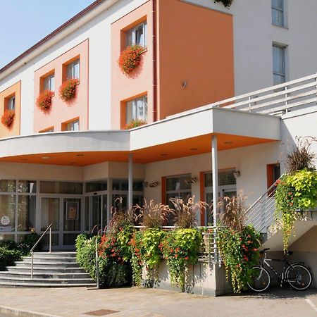 Hotel Bela Krajina Metlika Exteriör bild