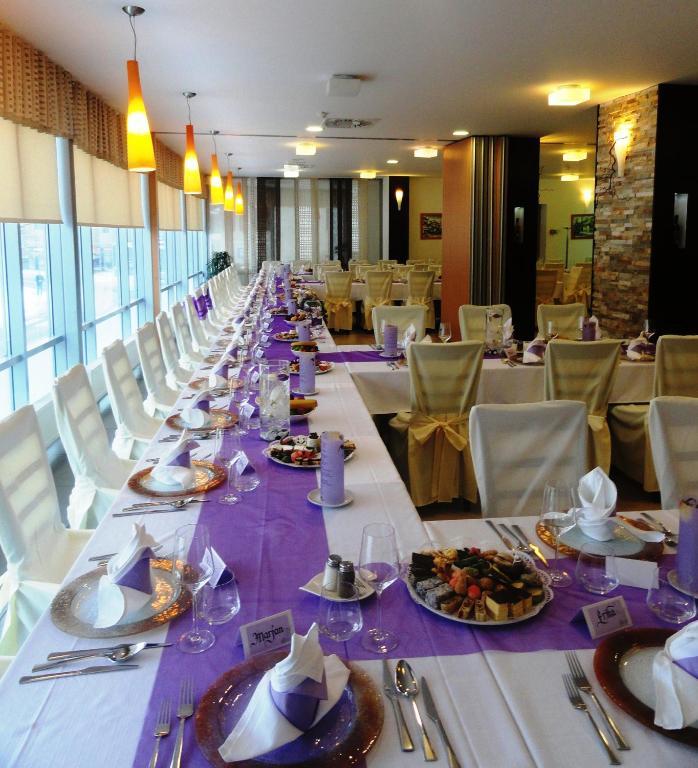 Hotel Bela Krajina Metlika Exteriör bild