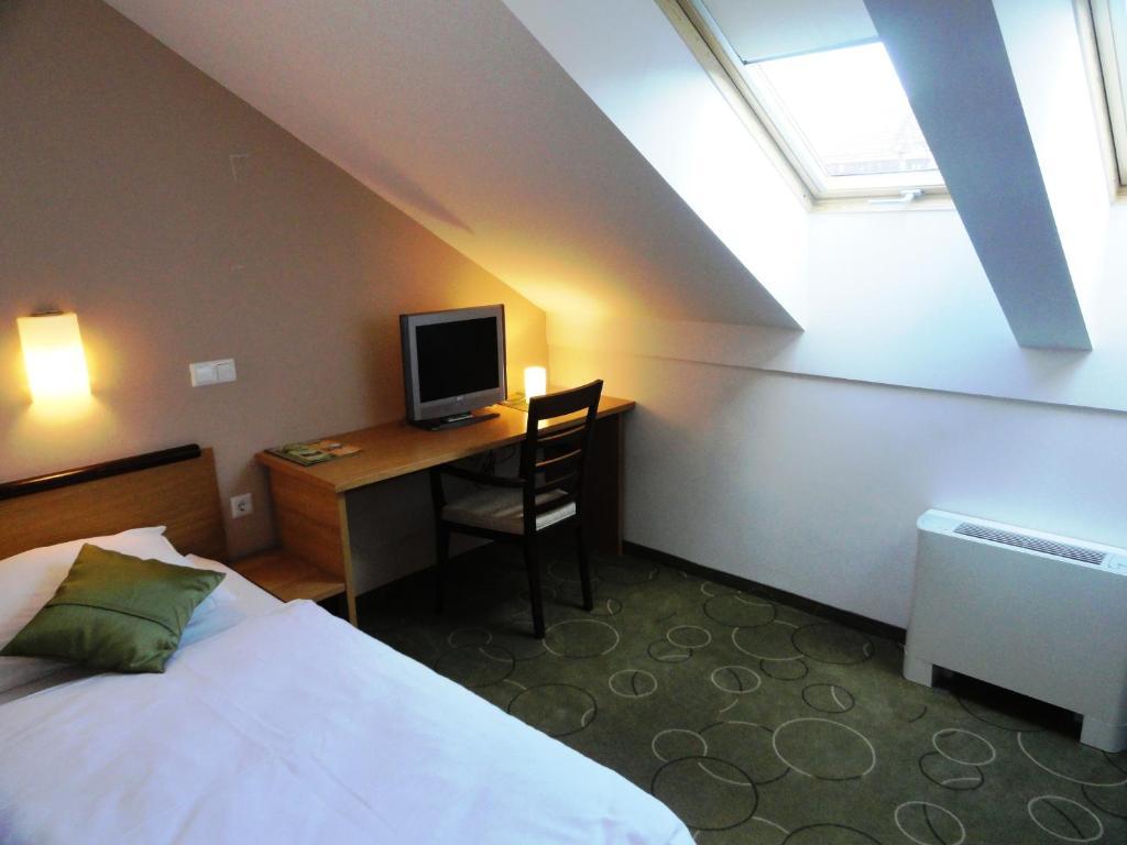 Hotel Bela Krajina Metlika Rum bild