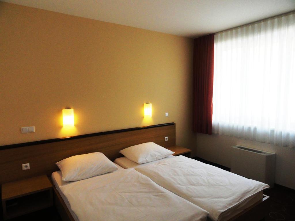Hotel Bela Krajina Metlika Rum bild